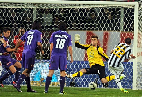 "Juventus 2-0 fiorentina highlights"